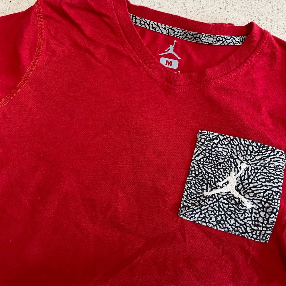 NIKE JORDAN Boys “JumpMan” Pocket T-shirt Size M
